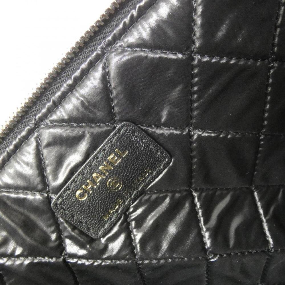 CHANEL Black Pouch - Picture 8 of 8